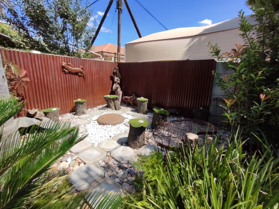 3 Bedroom Property for Sale in Flimieda North West